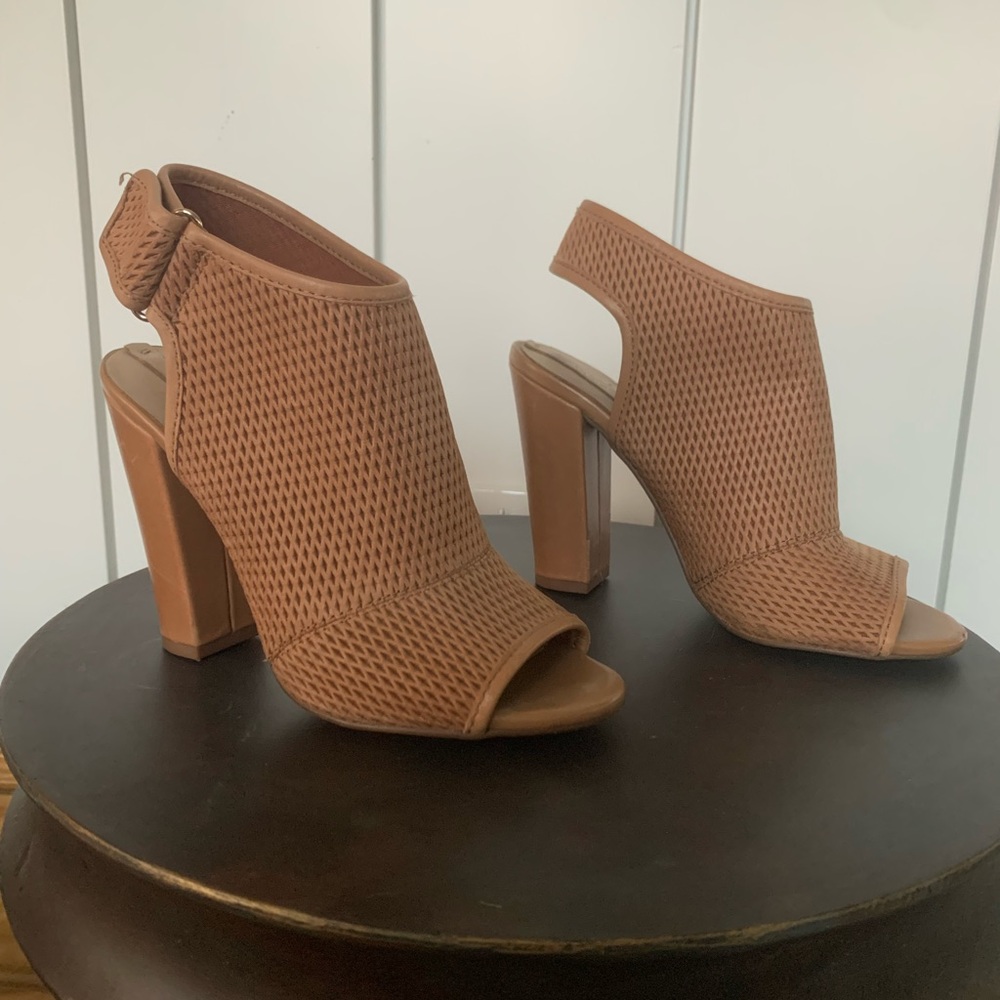 Elegant Brown Peep-Toe Heels